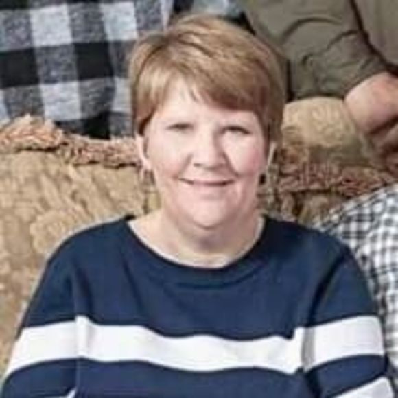 Meet your Posher, Lisa - Picture 1 of 1